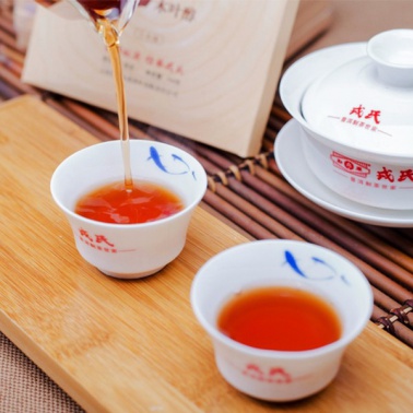 2014年勐库戎氏 木叶醇熟茶 100克方茶 3