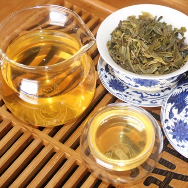 2013年勐库戎氏 大雪山野生茶 500克七子饼 4