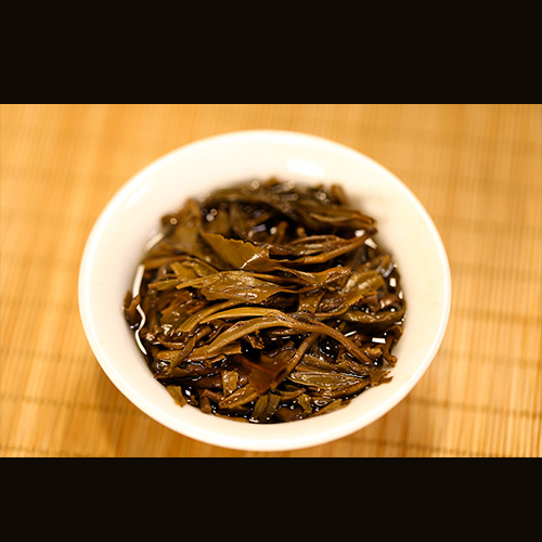 2013年合和昌 尚品珍藏 勐海高山古树七子饼 357克饼 3