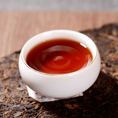 2020年老同志 隐耕熟茶 400克七子饼 良品系列熟饼