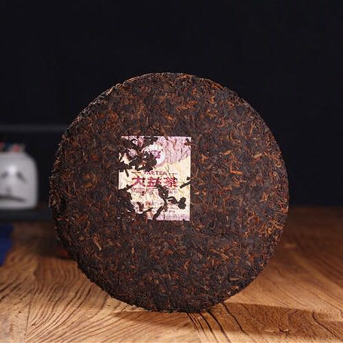 2016年大益 京韵 357克七子饼 宫廷级熟茶 2