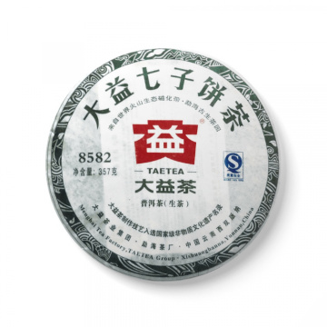 2011年大益 8582生茶 357克饼茶 101批