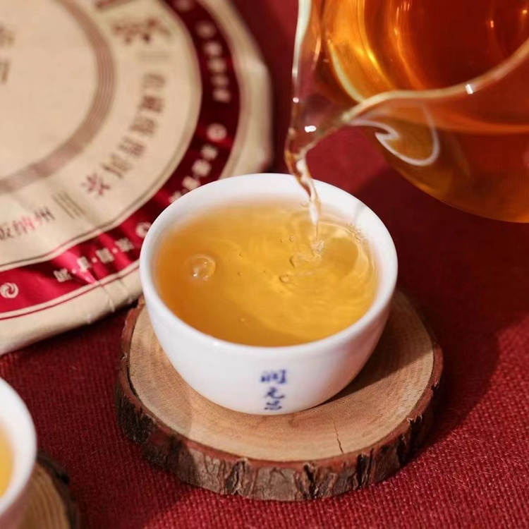 2022年润元昌 布朗红丝带生茶 357克七子饼 2