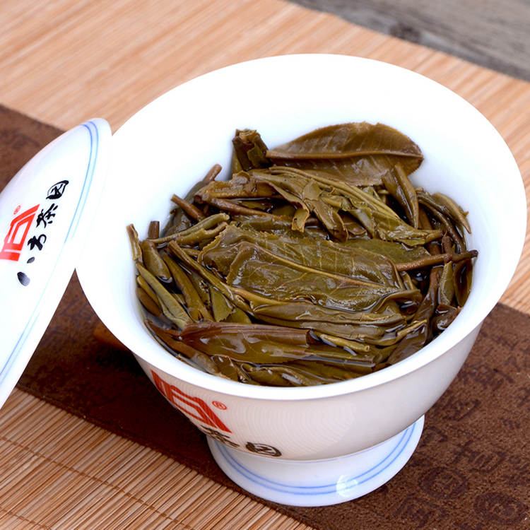 2022年八方茶园 兰韵 357克七子饼普洱生茶 3