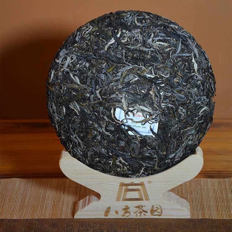 2022年八方茶园 老树班章 400克普洱生茶 2