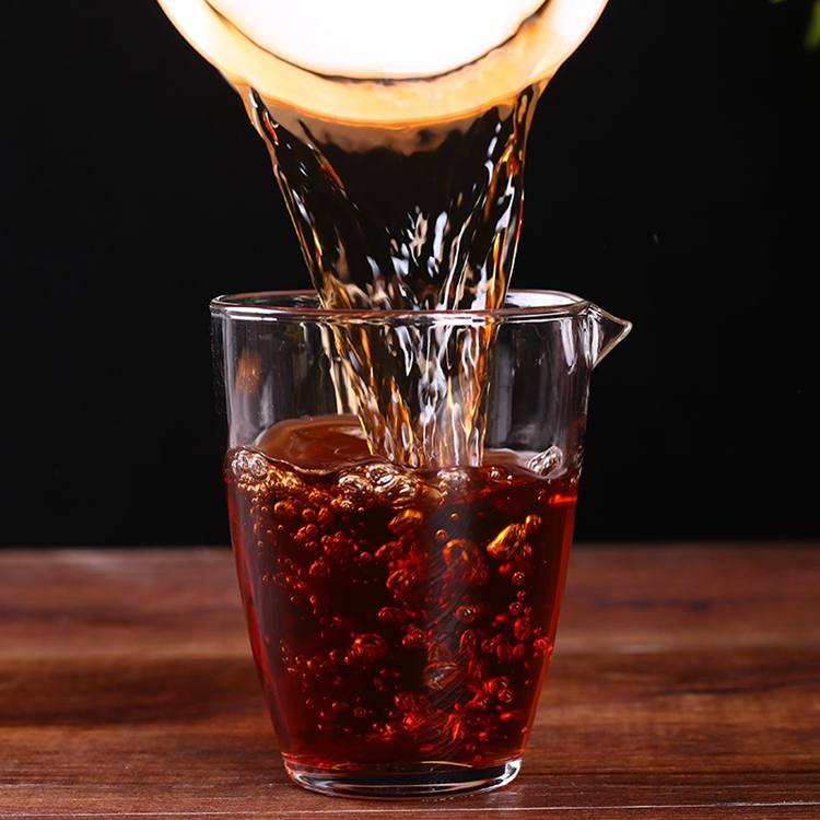 2020年 八方茶园宫廷典藏 357克普洱熟茶 4