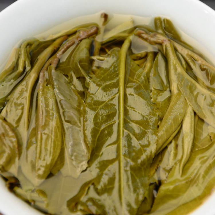 2020年 八方茶园花开富贵1000克普洱生茶 4