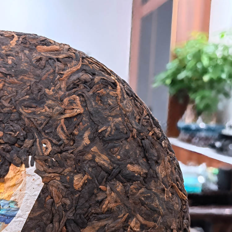 2022年国饮 金虎献瑞熟茶 357克七子饼 2