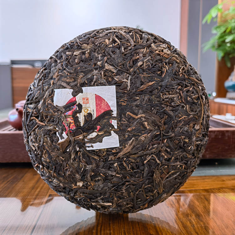 2022年国饮茶厂 易武早春大树茶 357克七子饼 5