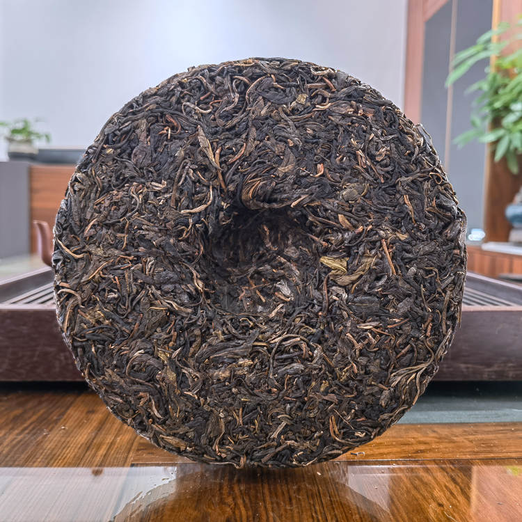 2022年勐海大福茶厂 藤条古树茶 357克七子饼生茶 4