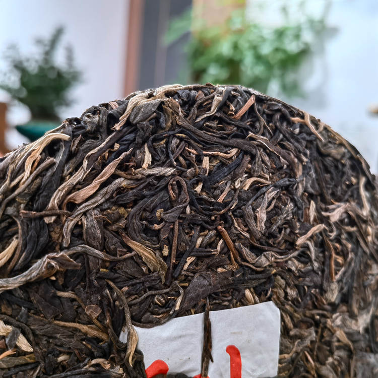 2022年勐海大福茶厂 甜 勐库冰岛乔木圆茶 357克生茶 3