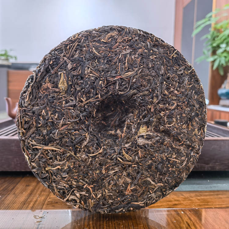 2022年勐海大福茶厂 甜 勐库冰岛乔木圆茶 357克生茶 4