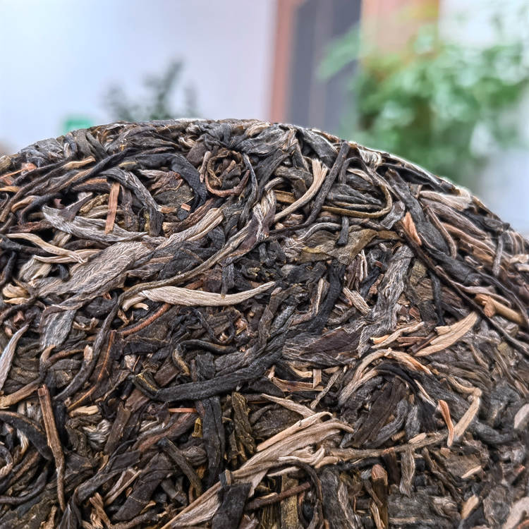 2022年勐海大福茶厂 千家寨生茶 357克大树七子饼 3