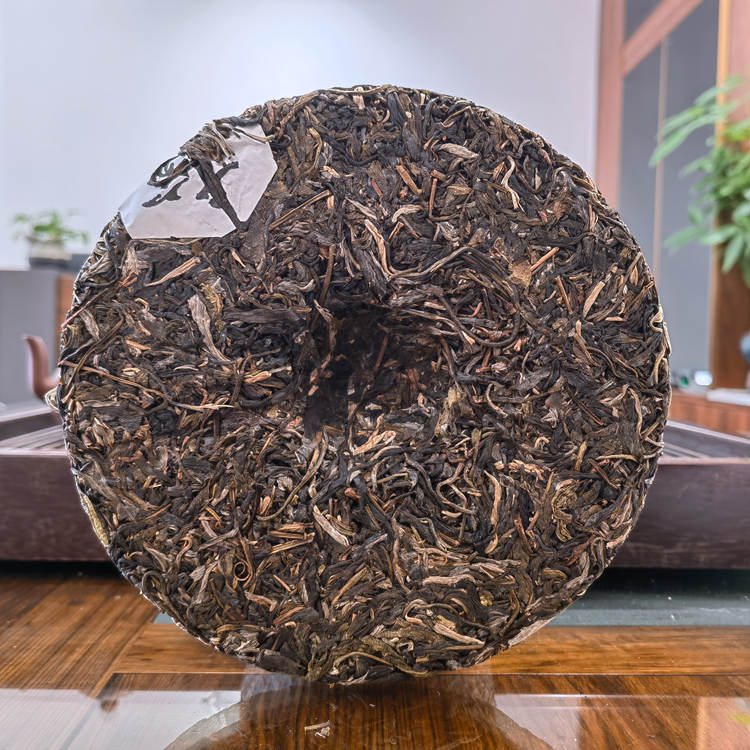 2022年勐海大福茶厂 千家寨生茶 357克大树七子饼 4