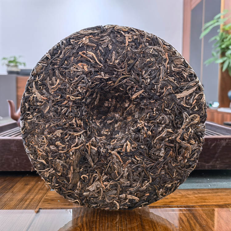 2021年勐海大福茶厂 班章纪念饼茶 357克生茶饼 4